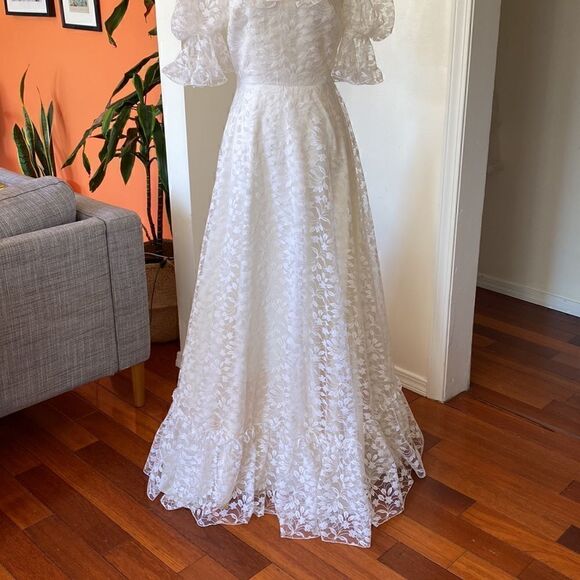 Vintage 70's White Lace Cottagecore Maxi Wedding Gown from Germany Size Small - Picture 5 of 15